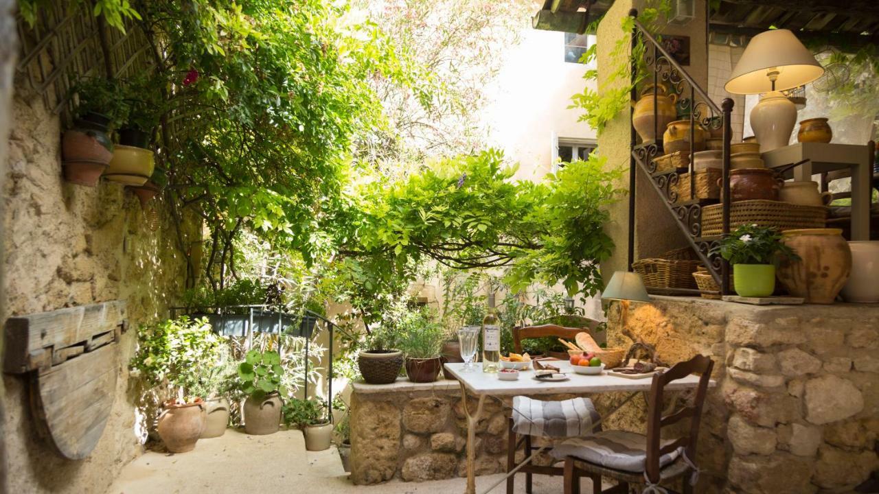 Hotel La Cordiere Lourmarin Exterior foto